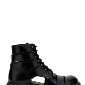 'Wander' ankle boots