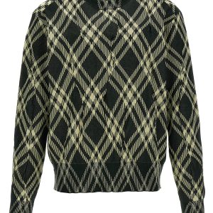 Check crinkled sweater