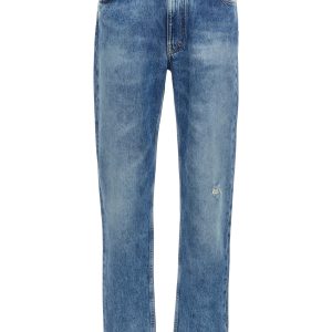 'Straight fit' jeans