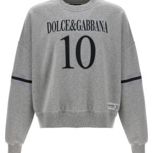 '10' sweatshirt
