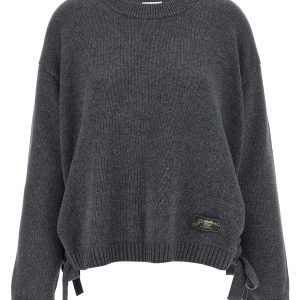 Side laces sweater