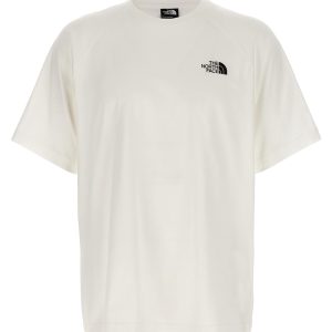 'North Faces' T-shirt