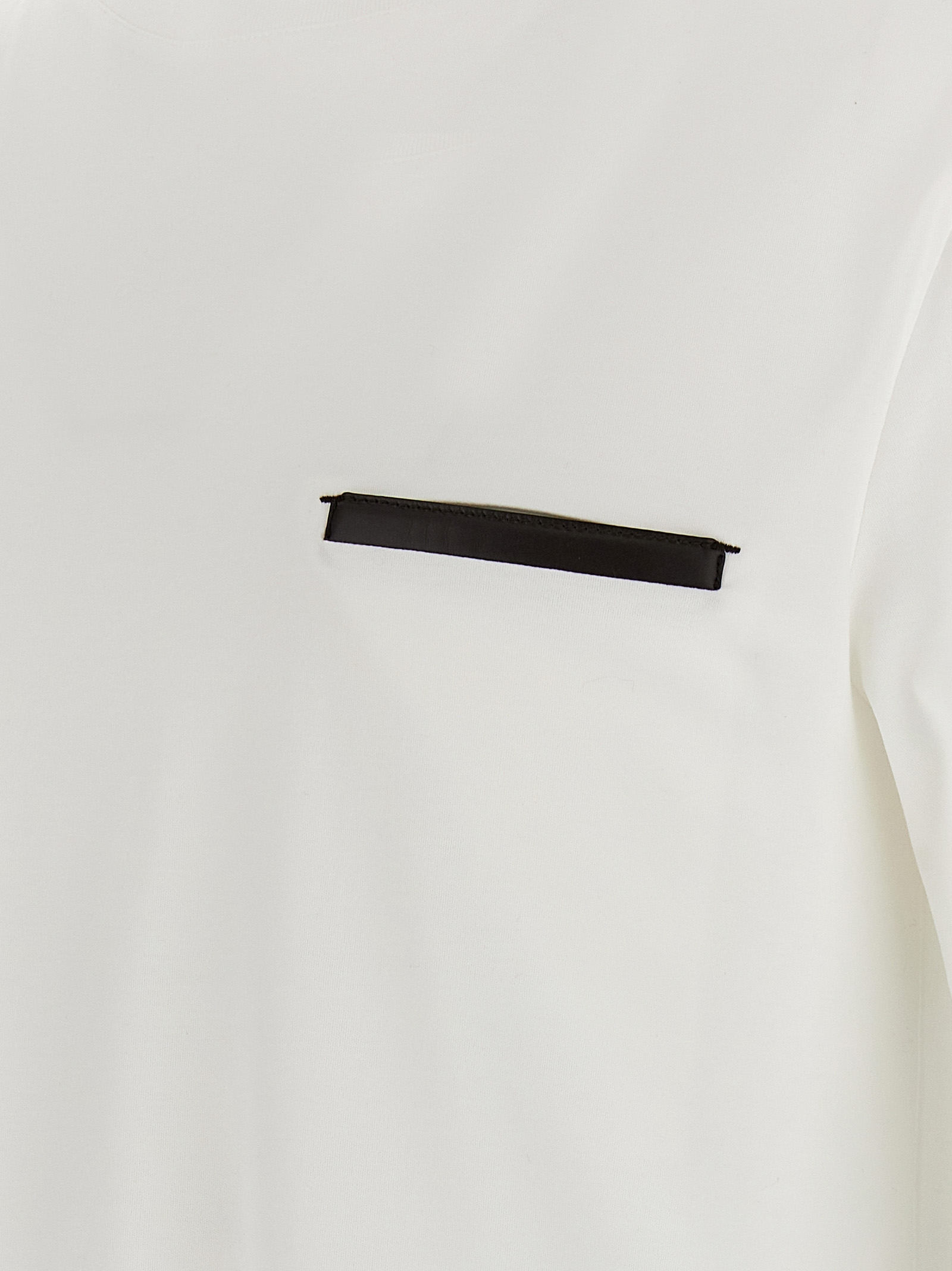 'Leather Tab' T-shirt - immagine 4