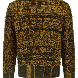Corrugated texture sweater