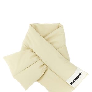 'Down Scarf 01' scarf