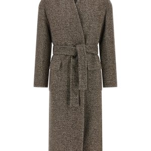 Single-breasted coat