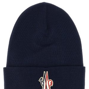 Logo patch beanie