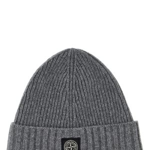 Logo patch beanie