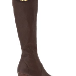 High boots with buckle