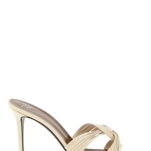 'Clandestino' sandals