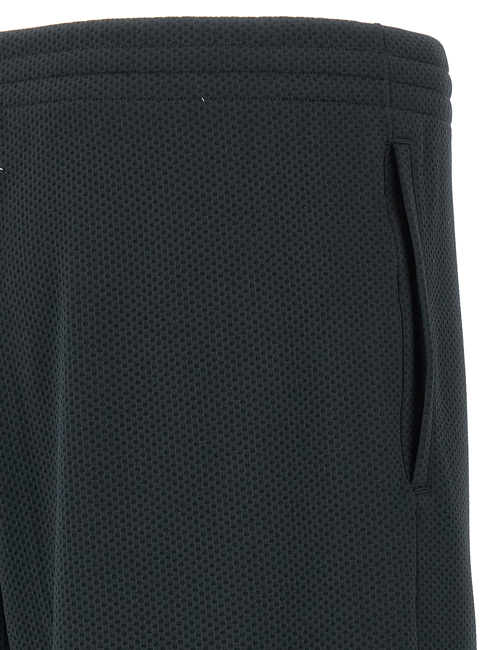 Capsule MM6 Maison Margiela x Salomon joggers - immagine 4