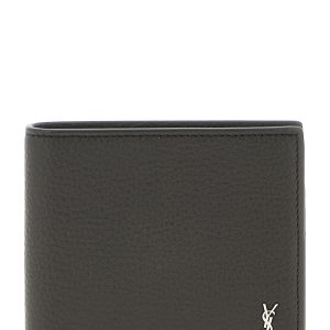'East/West' wallet
