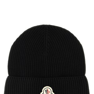 Logo patch beanie