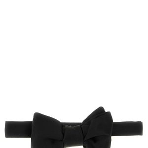 Silk bow tie