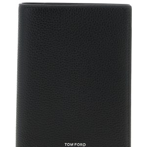 Hammered leather passport holder