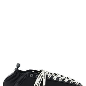 'Sporty' ballet flats