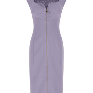 Heart-shaped neckline dress