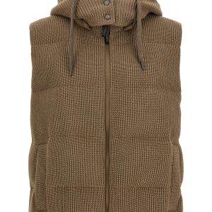 Sleeveless down jacket