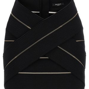 V-shaped waist skirt