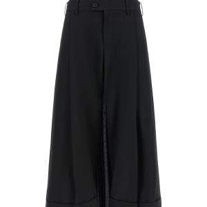 Pleated pants